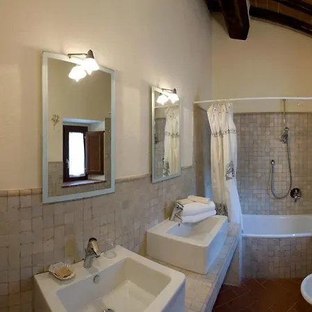 Le Noci - Whole Location * Villa (Siena)
